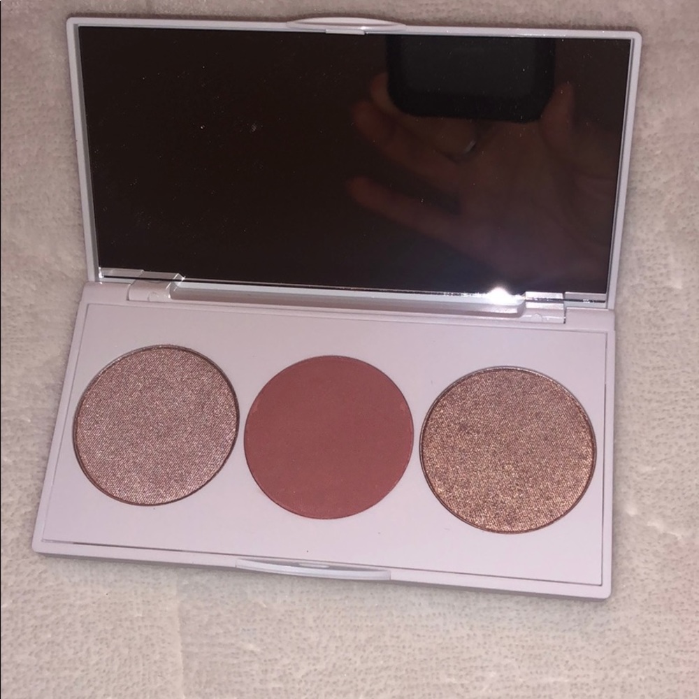 OFRA Madison Miller Midi Palette Miller Squad- New